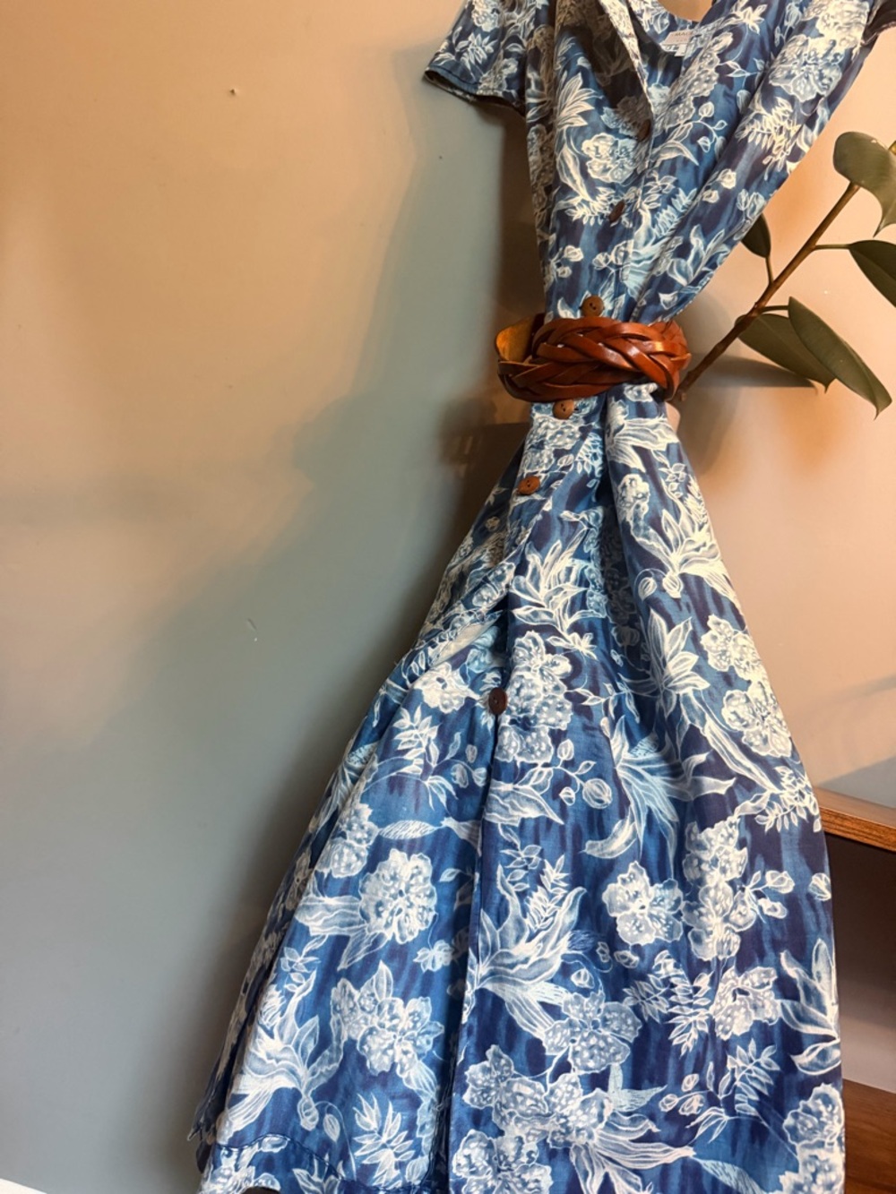 Maggy London Blue and White Floral Midi Dress